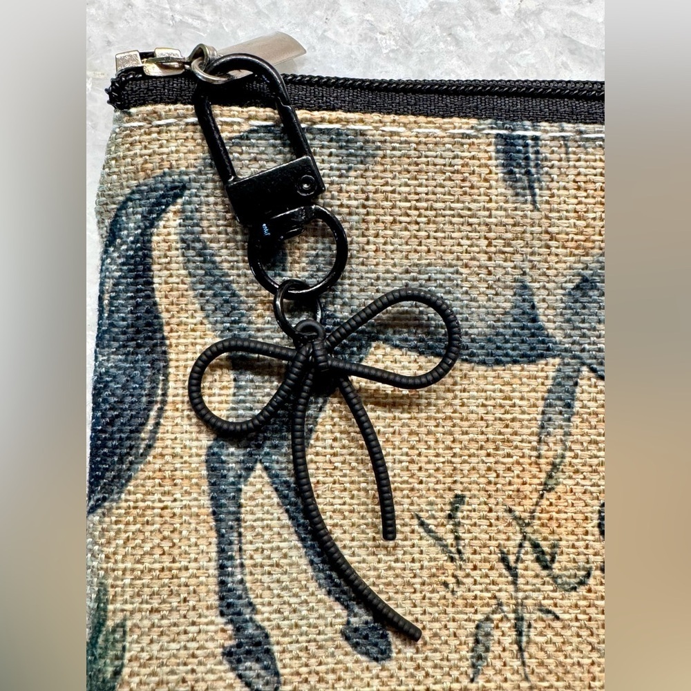 New Horses & Flowers Makeup Cosmetic Tech Pencil Zippered Bag w/ Bow Charm - 10” - Picture 2 of 8